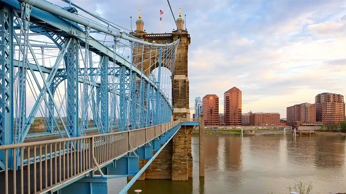 Roebling Walkway